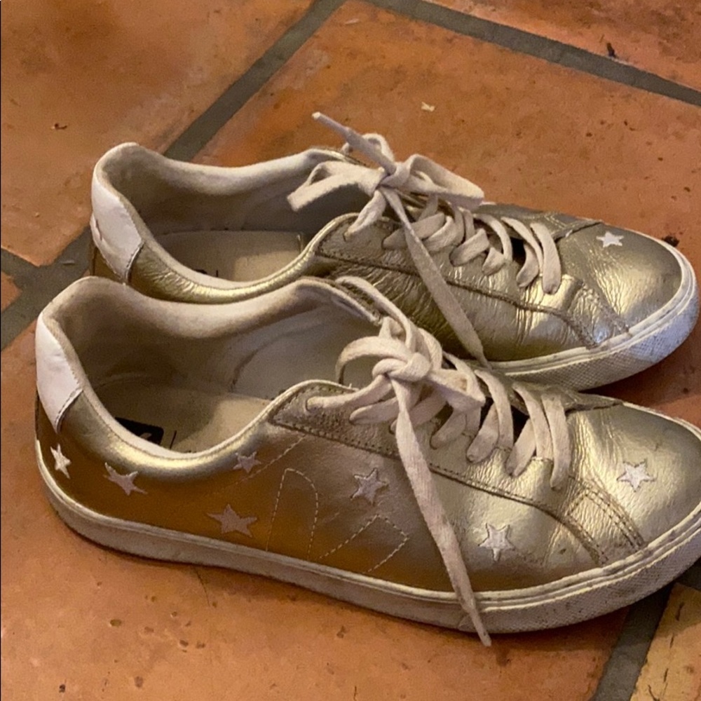 Veja sneakers
